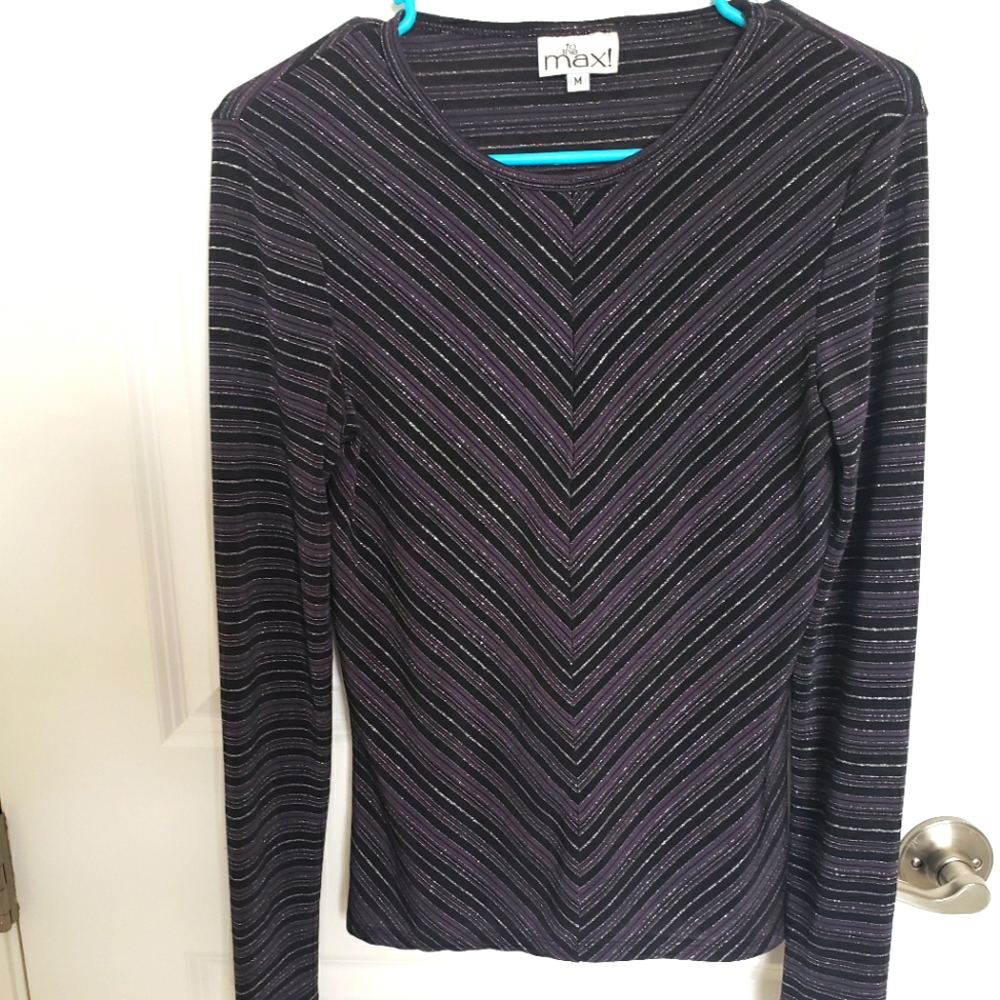 To The Max Black Glittery Top